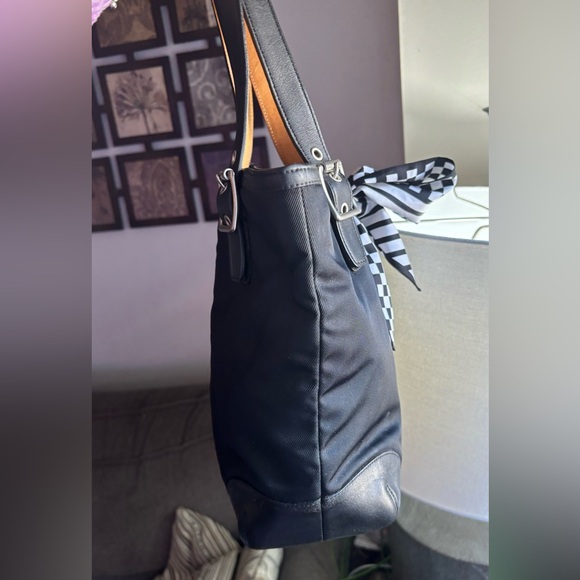 Authentic COACH 1941 (VINTAGE) leather/canvas zip top closure shoulder bag - Picture 8 of 11